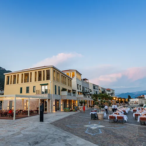 The marina square at dusk, Square Portonovi
